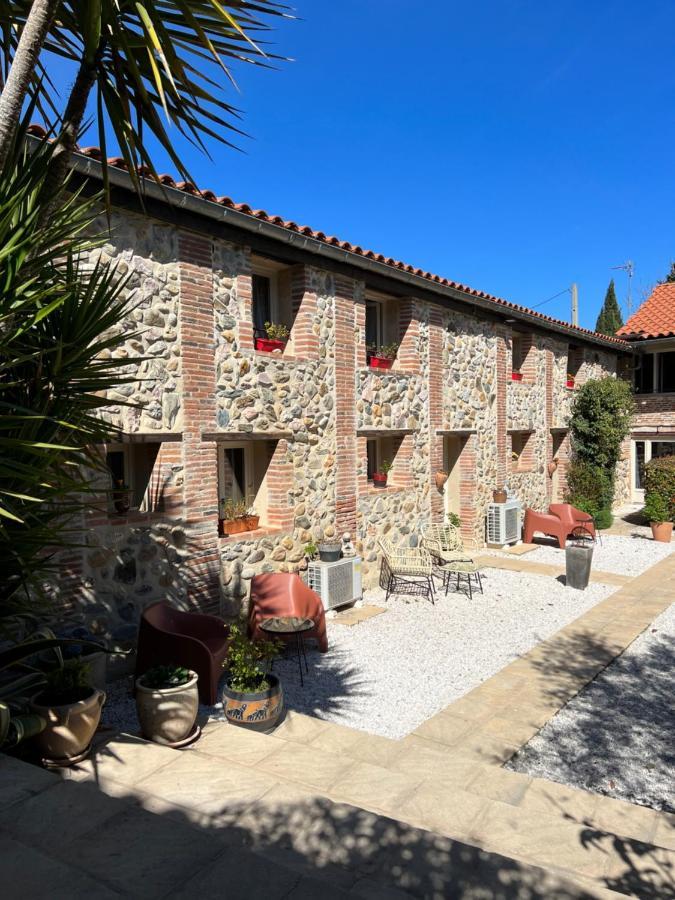 Domaine De La Tannerie Chambres D'Hotes Et Appartements Prades  Luaran gambar