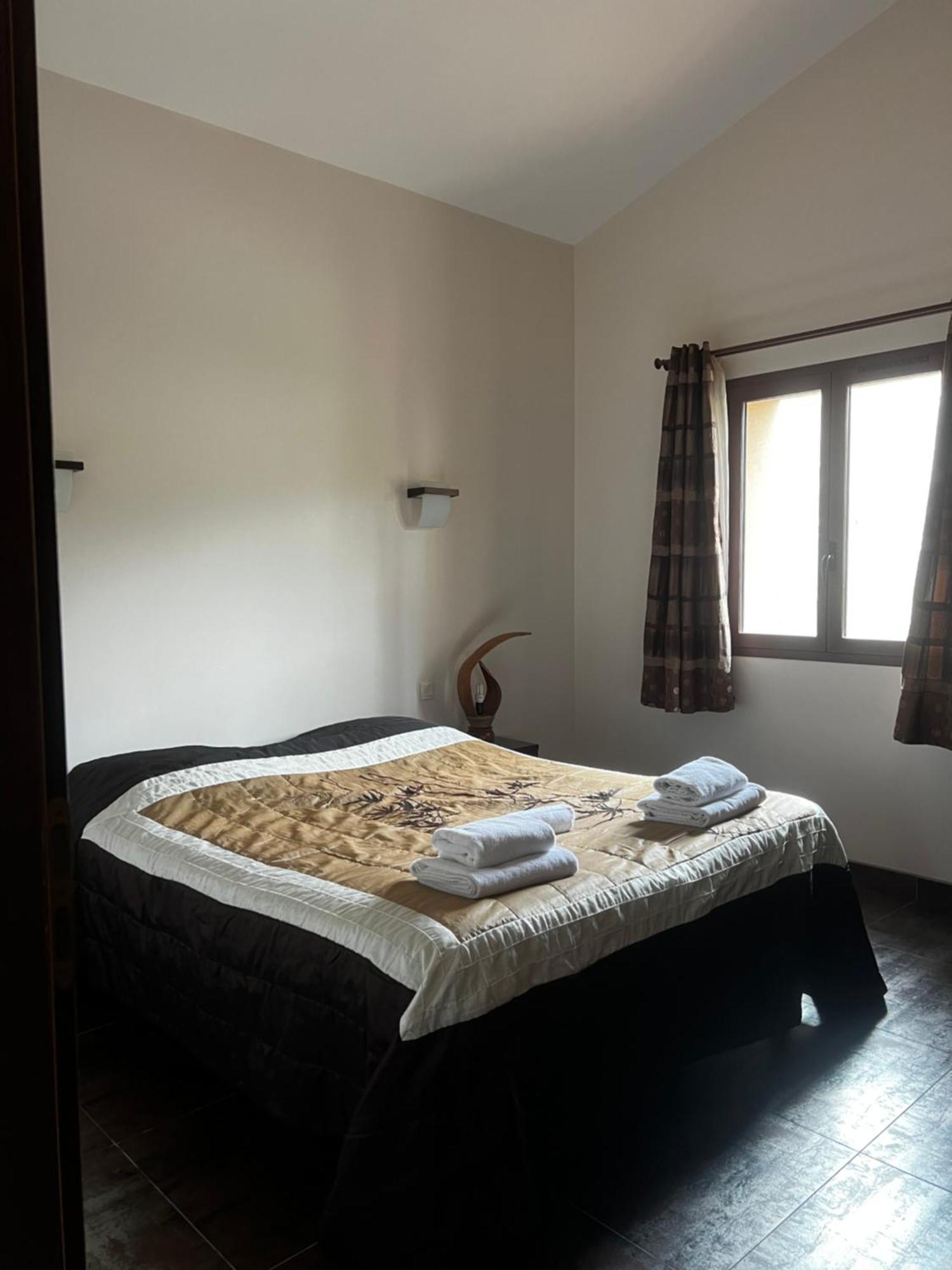 Domaine De La Tannerie Chambres D'Hotes Et Appartements Prades  Luaran gambar